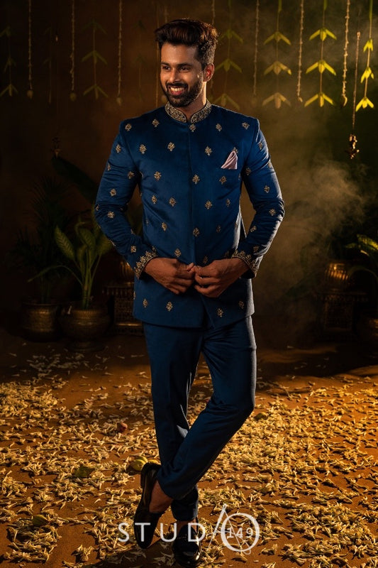 DESIGNER BANDHGALA OUTFIT IN VELVET