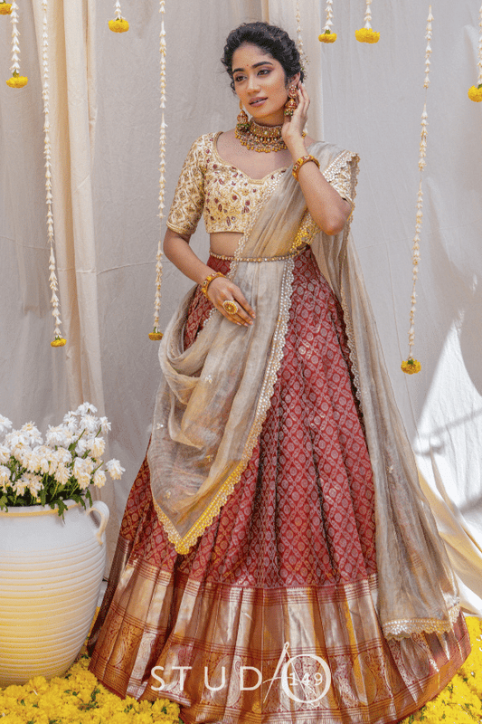 BRIDAL KANJEEVARAM HALF SAREE SET IN IVORY