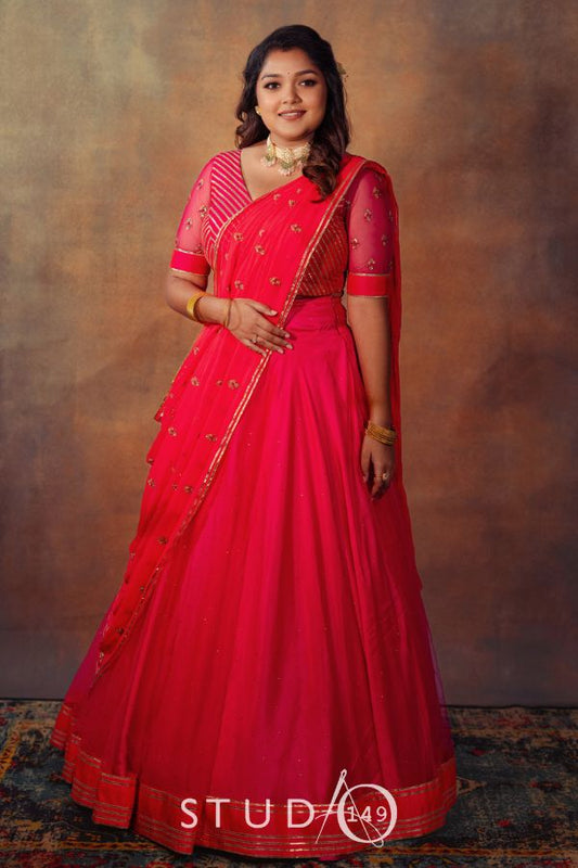 CONTEMPORARY BRIDAL LEHENGA SET
