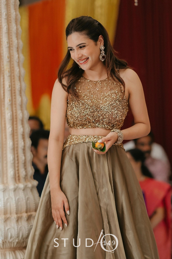 Lehenga skirt with crop top online