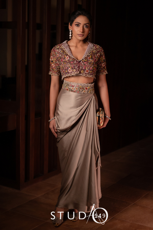 DESIGNER DRAPE SET IN GREY