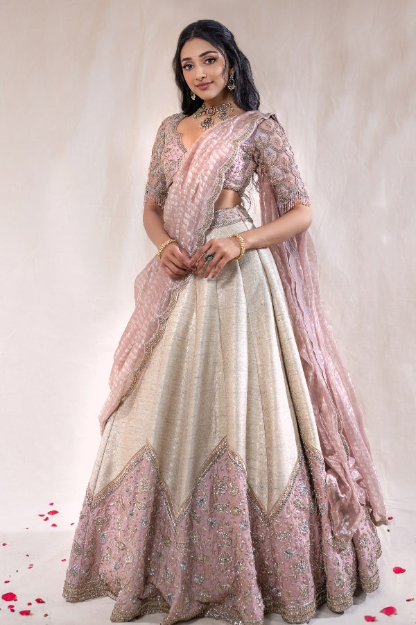 SILVER LILAC Engagement lehenga