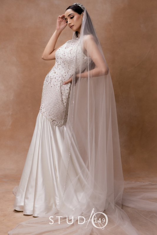 DESIGNER FIT & FLARE WEDDING GOWN IN WHITE