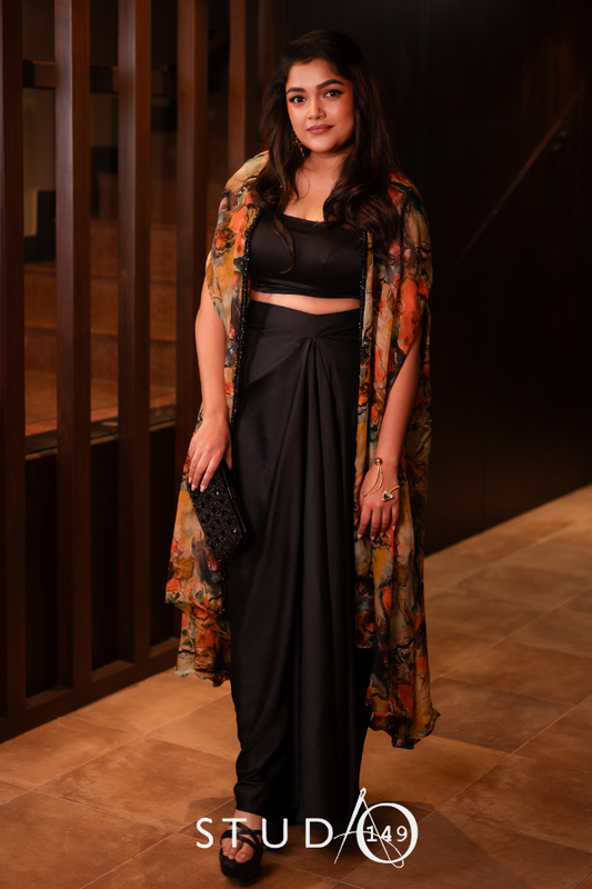 DESIGNER DRAPE SET IN BLACK