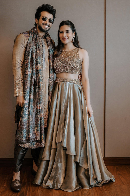 DESIGNER CROPTOP AND SKIRT IN GOLD